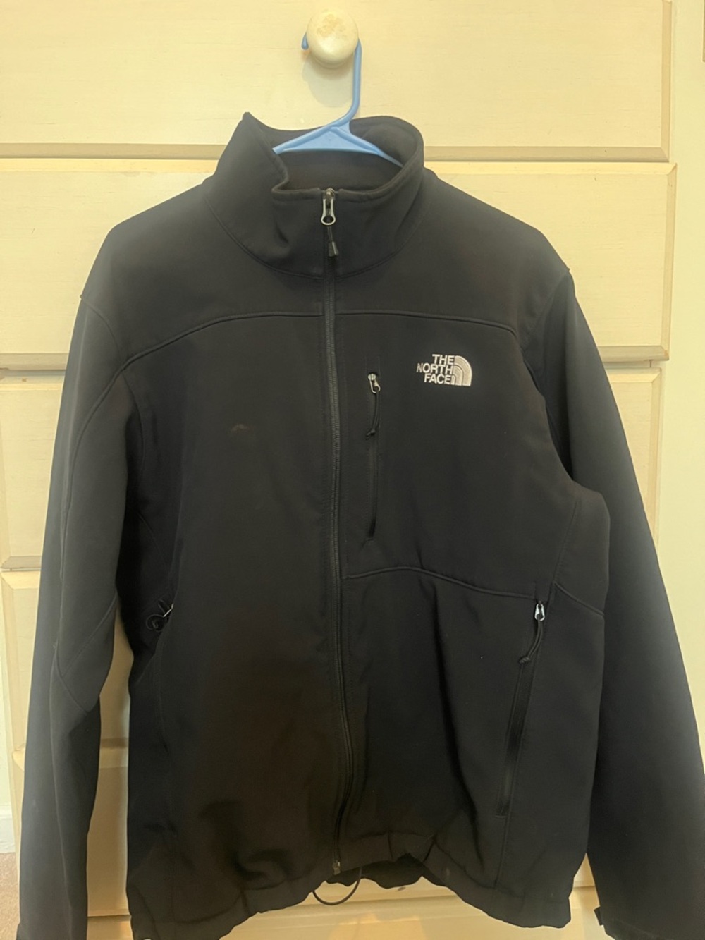 The North Face Black Men’s Softshell Performance Jacket